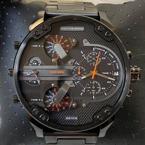 DZ7315 - Diesel Men’s Mr. Daddy 2.0 Gunmetal Tone Watch - Picture 10 of 10